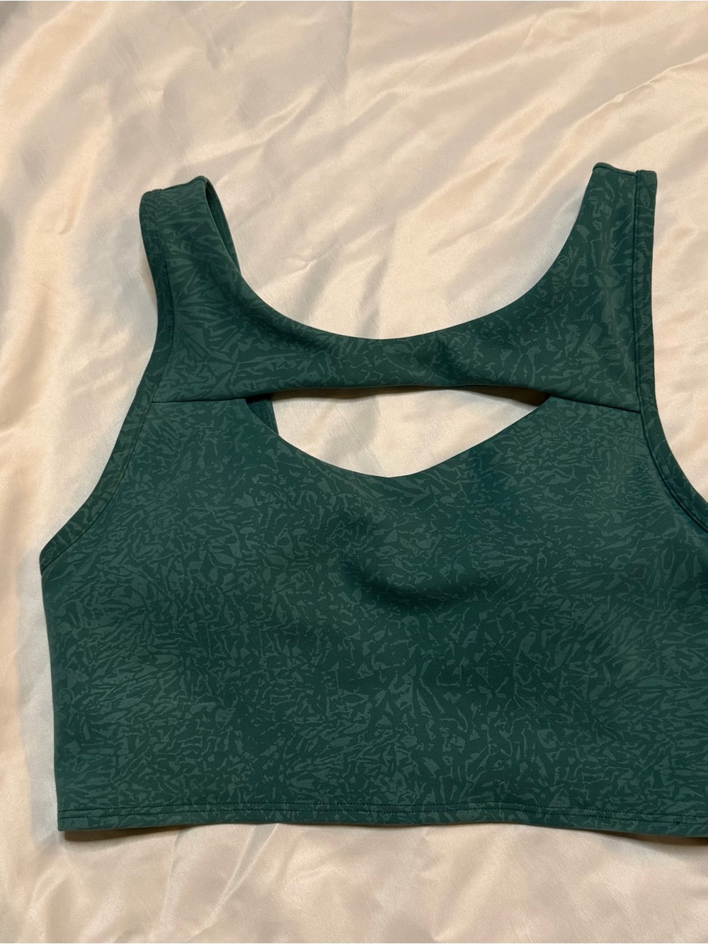 lululemon Greenish/Blueish Sports Bra Size 6 - Picture 4 of 5